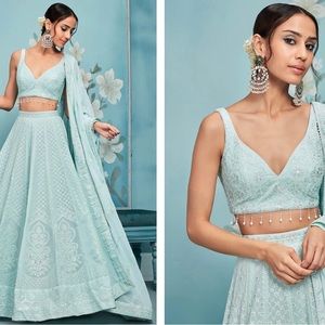 Partywear blue lehenga for 5’4 - 5’6’ size XXS, but typical XS-S